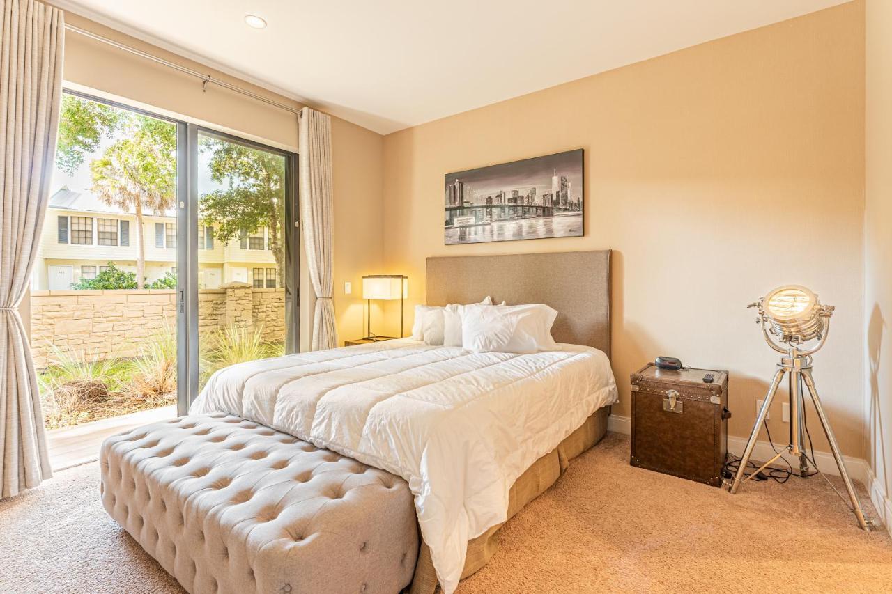 Holiday home Promo - In Gated Community - 12min To Orlando