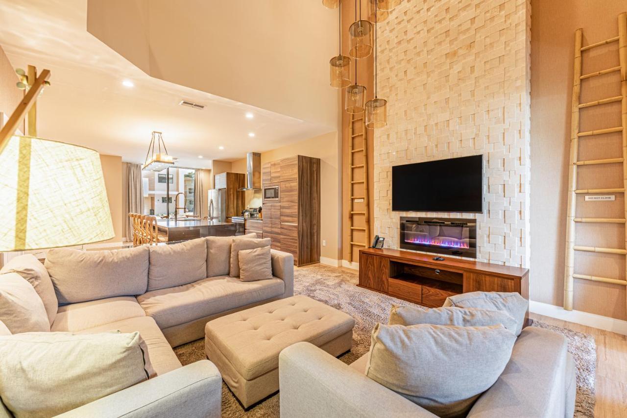 Holiday home Promo - In Gated Community - 12min To Orlando