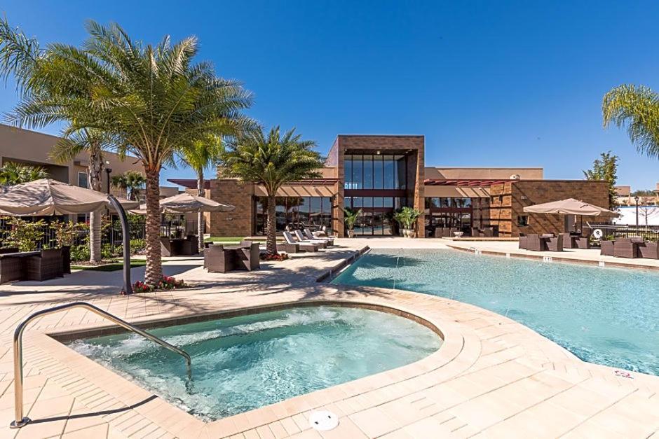 Promo - In Gated Community - 12min To *
